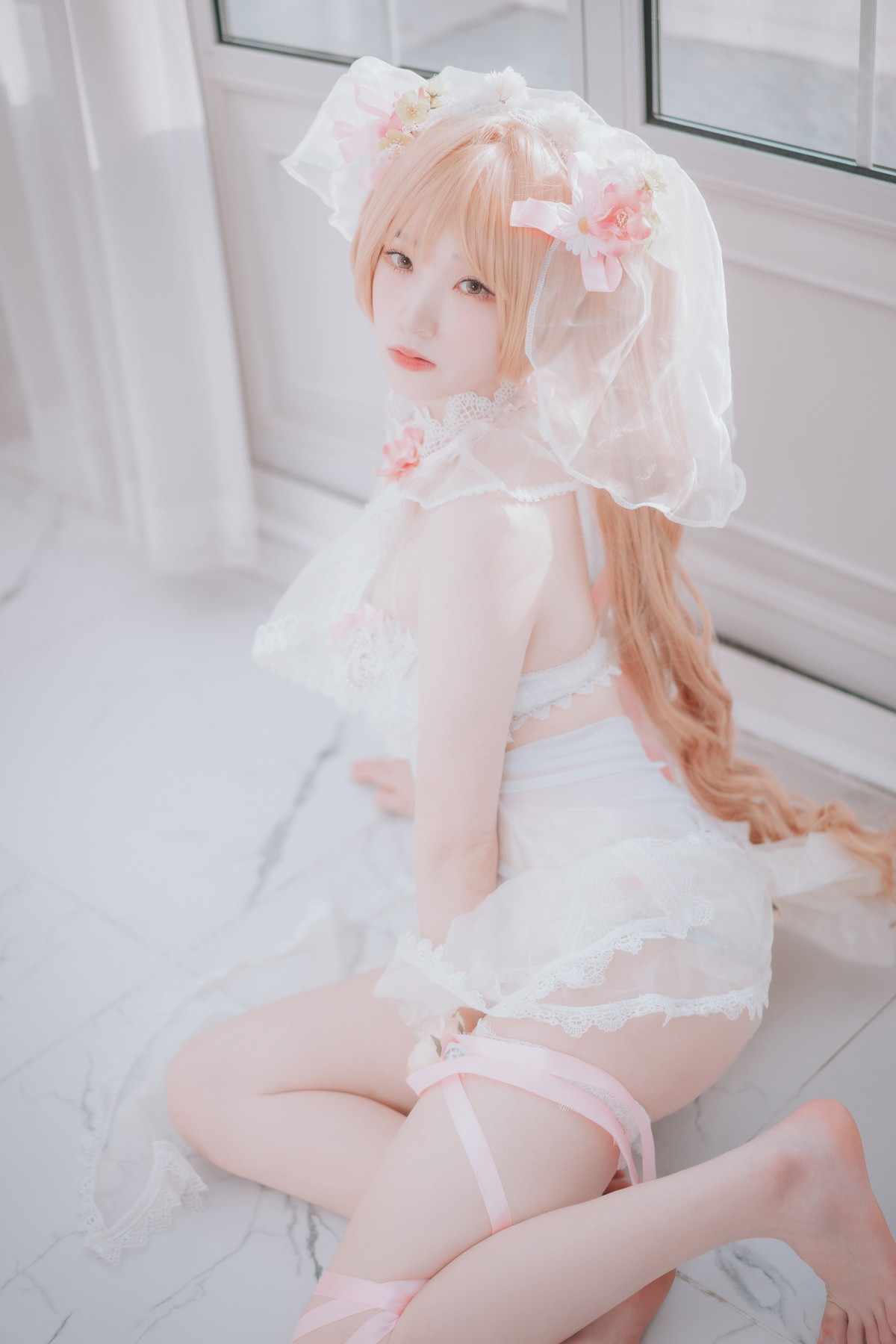xgyw.top_[DJAWA]No.224_模特Bambi_God Mother Heket主题性感粉白色情趣服秀火辣身材诱惑写真201P