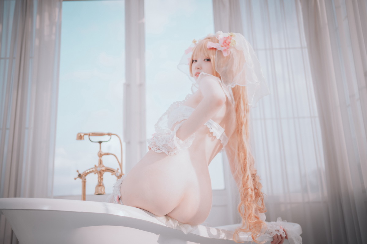 xgyw.top_[DJAWA]No.224_模特Bambi_God Mother Heket主题性感粉白色情趣服秀火辣身材诱惑写真201P
