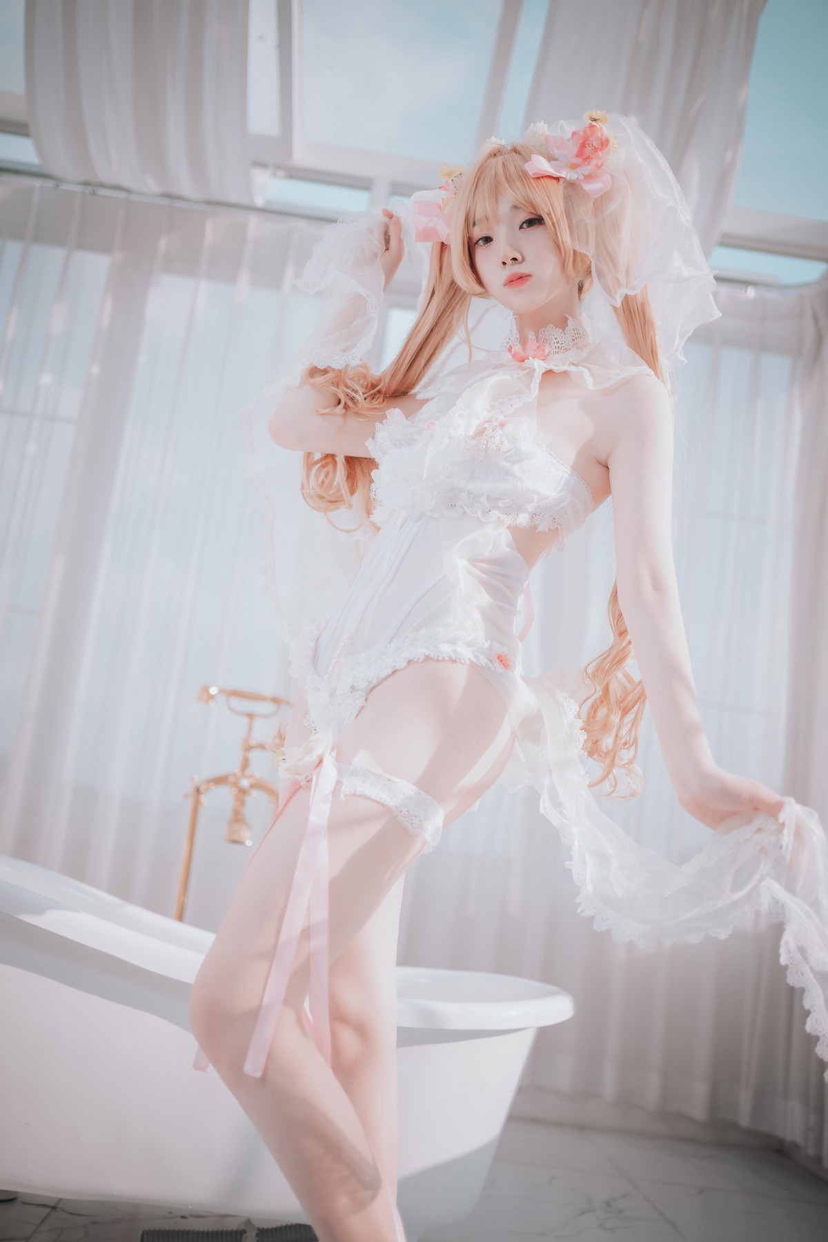 xgyw.top_[DJAWA]No.224_模特Bambi_God Mother Heket主题性感粉白色情趣服秀火辣身材诱惑写真201P