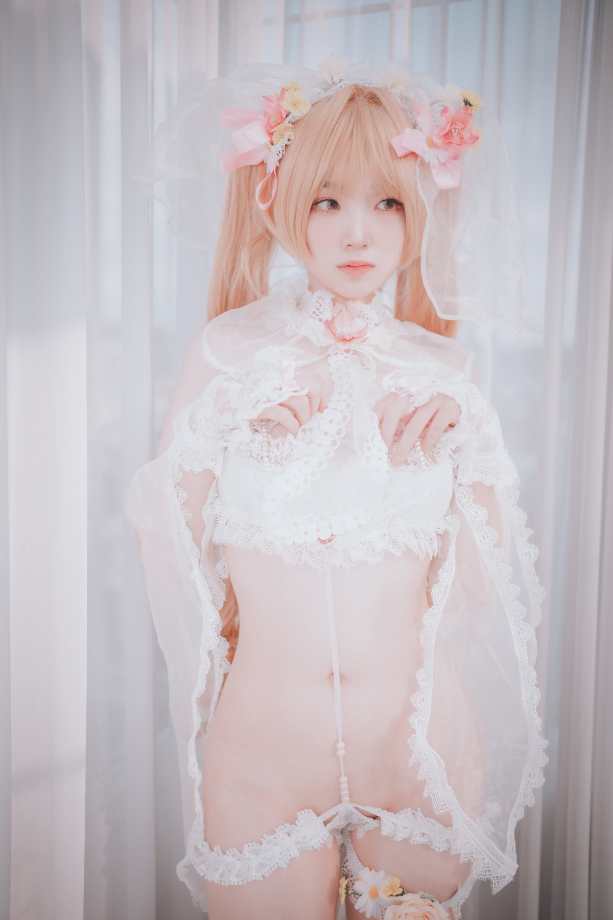 xgyw.top_[DJAWA]No.224_模特Bambi_God Mother Heket主题性感粉白色情趣服秀火辣身材诱惑写真201P