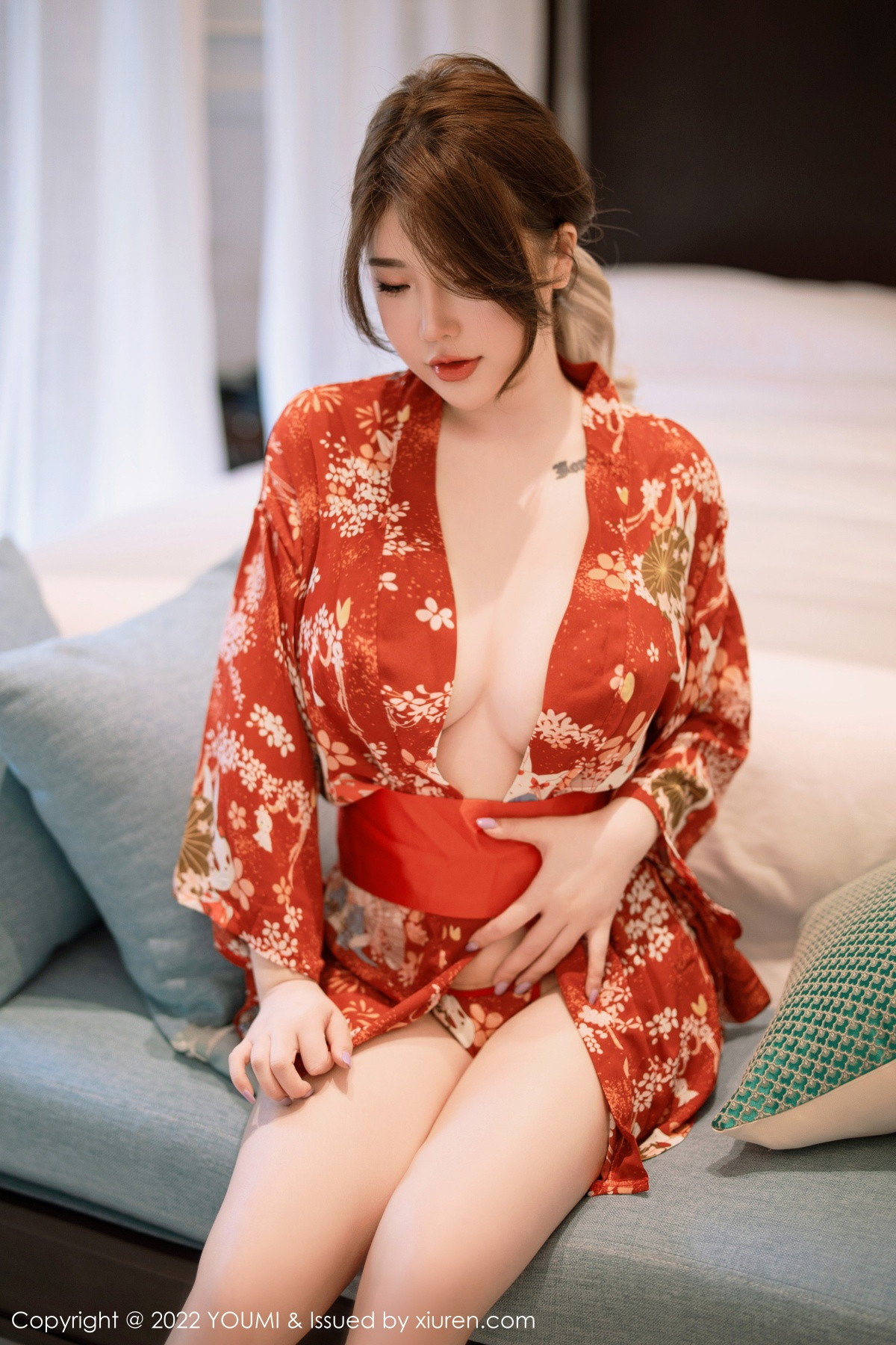 xgyw.top_[YouMi尤蜜荟]Vol.865_模特小海臀Rena西双版纳旅拍红色日式和服秀浑圆美臀诱惑写真68P