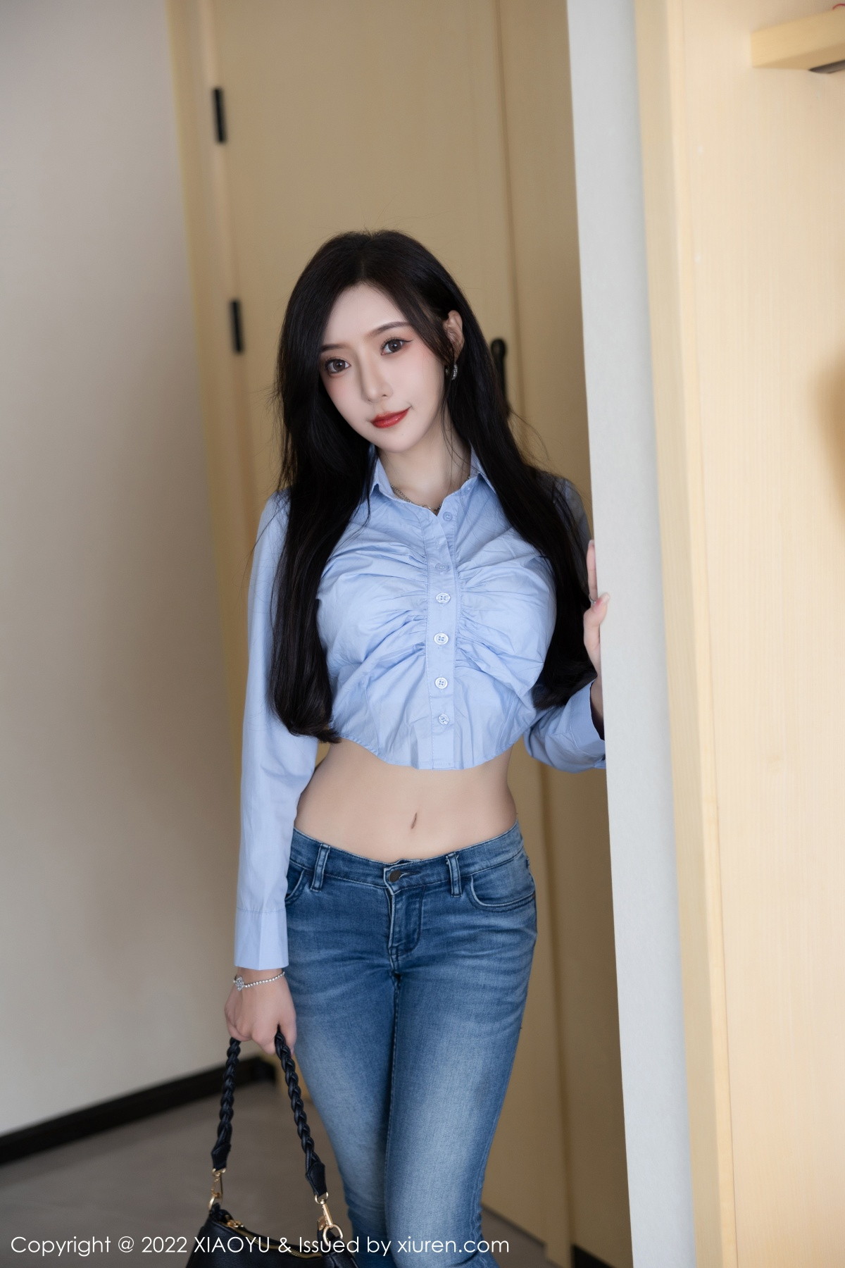xgyw.top_[XiaoYu画语界]Vol.904_女神王馨瑶yanni杭州旅拍浅蓝T恤配牛仔裤露白色内衣诱惑写真88P