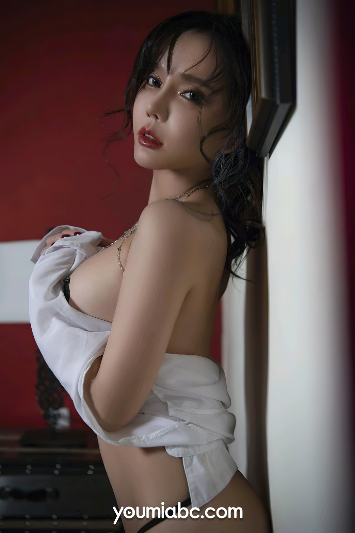 xgyw.top_[YouMi尤蜜]Vol.858_模特艾小青私房性感白色薄T半脱露豪乳遮点极致诱惑写真30P