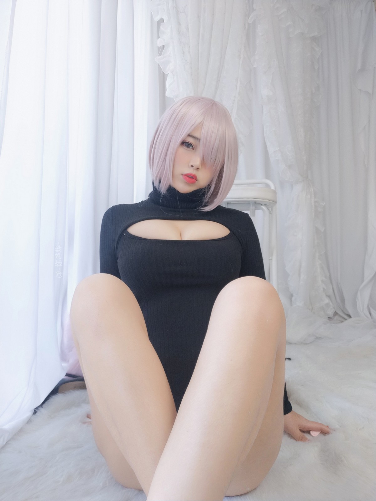 xgyw.top_Coser妹子你烨烨马修主题黑色露胸连体衣 红色连体衣配超薄黑丝秀翘臀诱惑写真127P