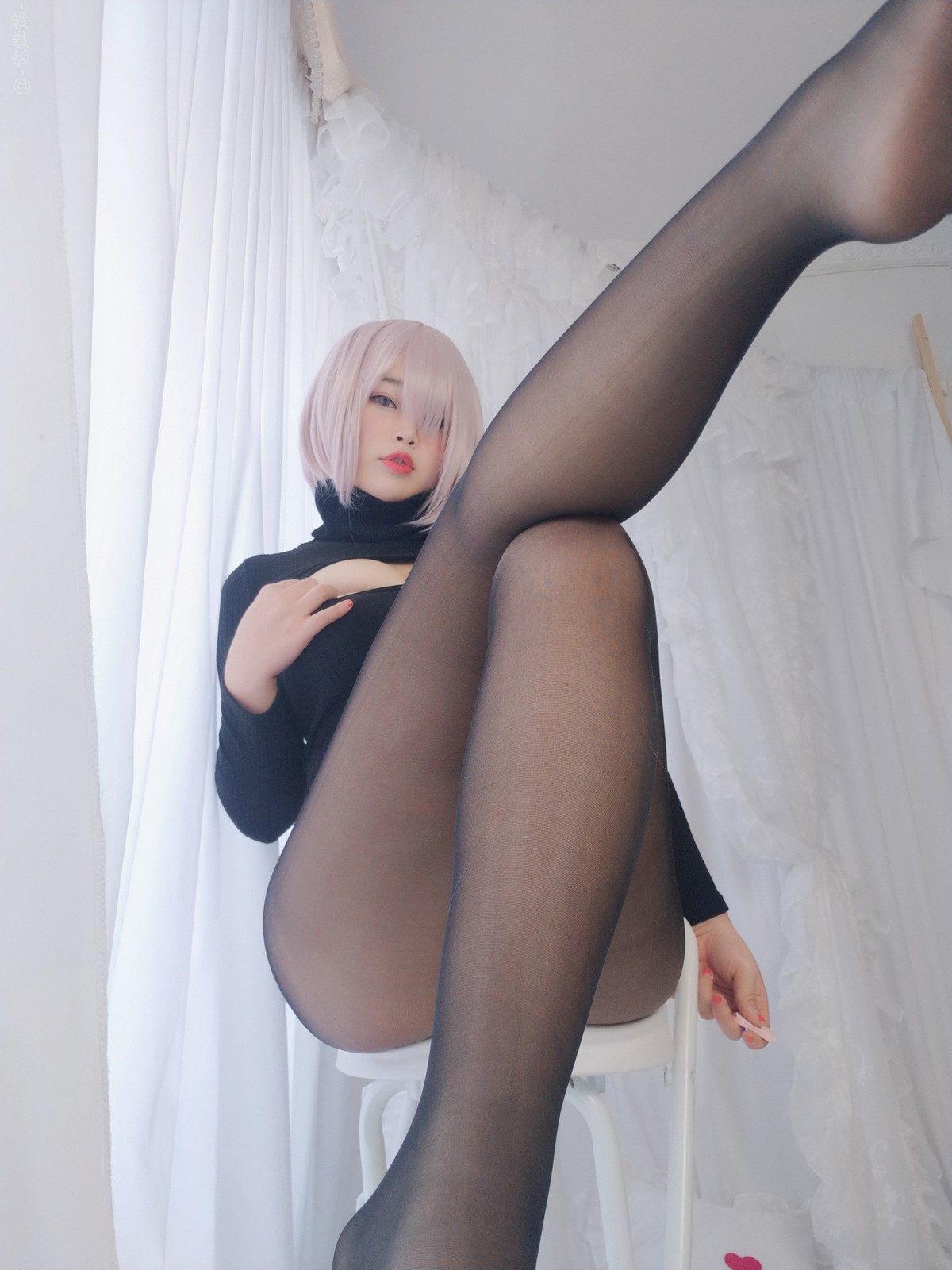 xgyw.top_Coser妹子你烨烨马修主题黑色露胸连体衣 红色连体衣配超薄黑丝秀翘臀诱惑写真127P