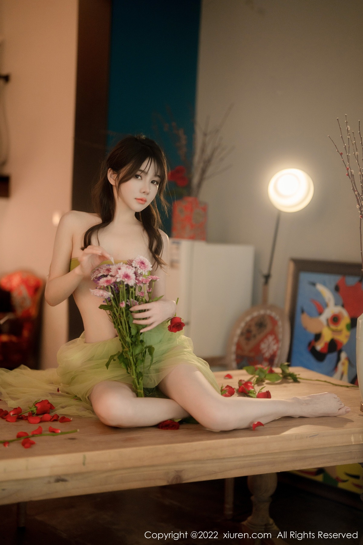 xgyw.top_XiuRen第5875期_模特婠婠么私房性感淡绿色连衣裙秀曼妙身姿白嫩美腿诱惑写真85P