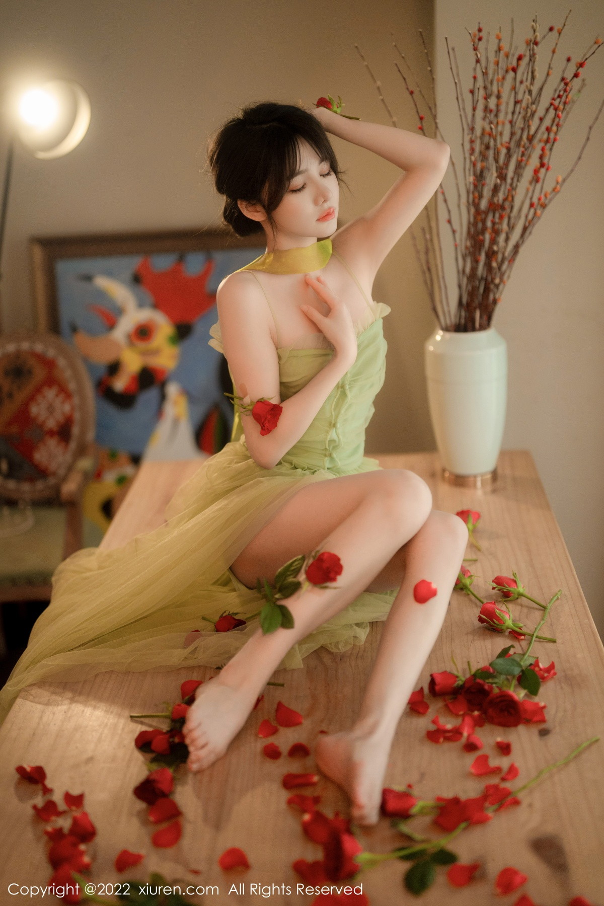 xgyw.top_XiuRen第5875期_模特婠婠么私房性感淡绿色连衣裙秀曼妙身姿白嫩美腿诱惑写真85P