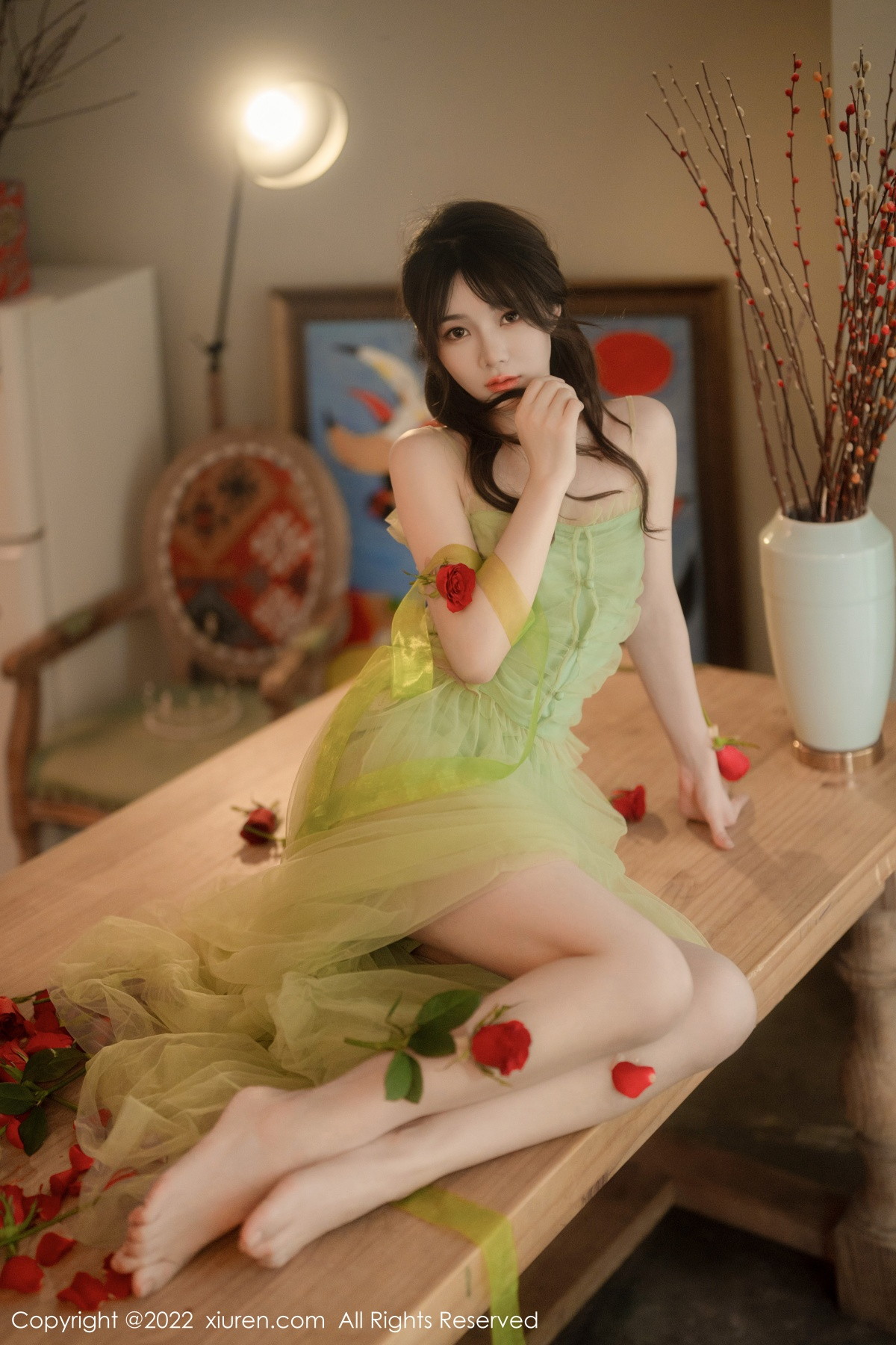 xgyw.top_XiuRen第5875期_模特婠婠么私房性感淡绿色连衣裙秀曼妙身姿白嫩美腿诱惑写真85P