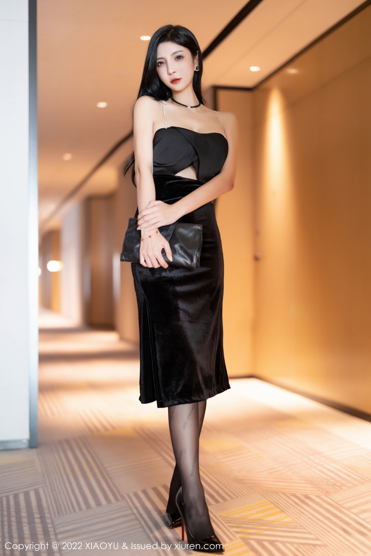 xgyw.top_[XiaoYu画语界]Vol.908_模特小蛮妖Yummy黑色露肩裙 浅色情趣蕾丝旗袍迷人诱惑写真86P