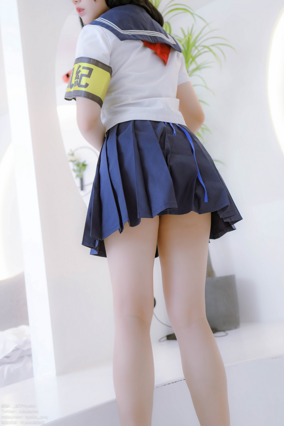 xgyw.top_网络美女Nyako喵子风纪委员主题私房半脱性感学生装露风纪内衣撩人诱惑写真85P