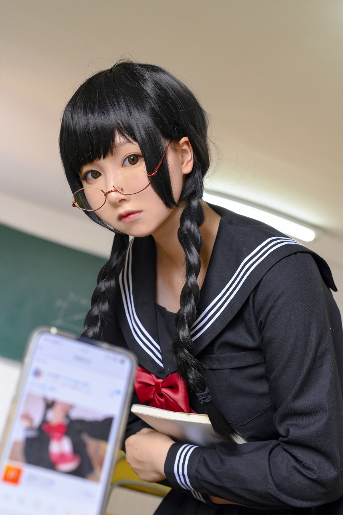 xgyw.top_二次元美少女PAKI酱班长主题教室性感红色蕾丝内衣配开档黑丝秀翘臀诱惑写真35P