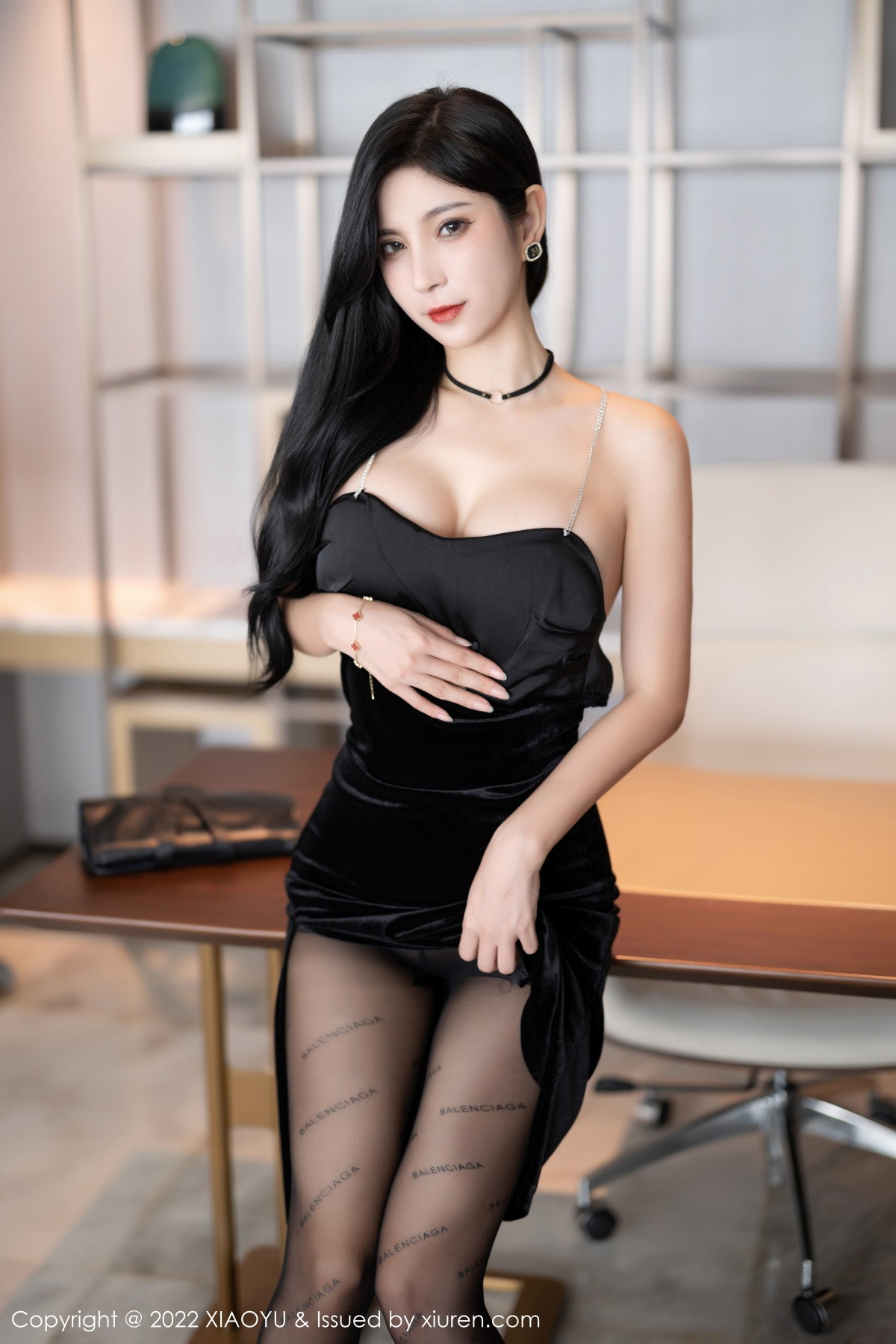 xgyw.top_[XiaoYu画语界]Vol.908_模特小蛮妖Yummy黑色露肩裙 浅色情趣蕾丝旗袍迷人诱惑写真86P
