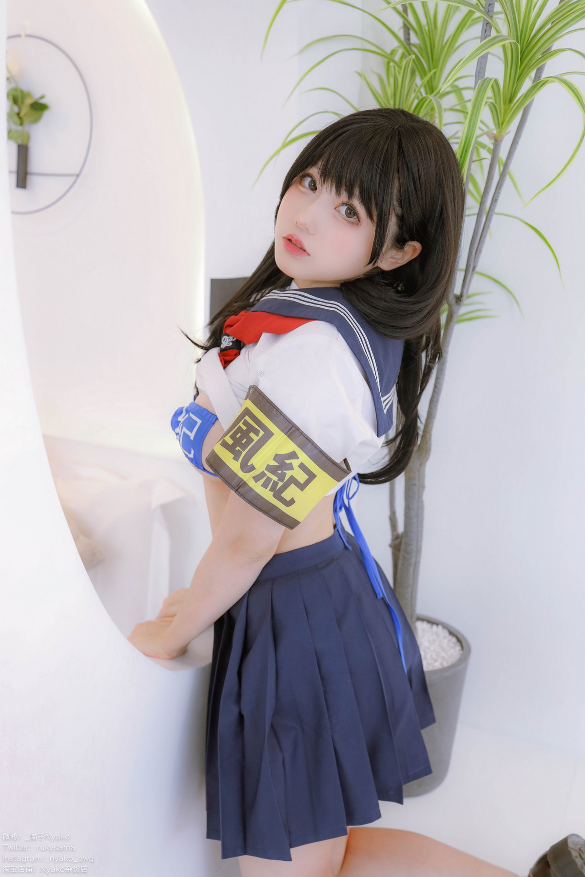 xgyw.top_网络美女Nyako喵子风纪委员主题私房半脱性感学生装露风纪内衣撩人诱惑写真85P