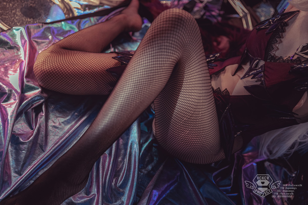xgyw.top_Coser美女Luisa_零纱兔女郎阿尔托莉雅主题性感内衣配黑丝网袜秀翘臀诱惑写真29P