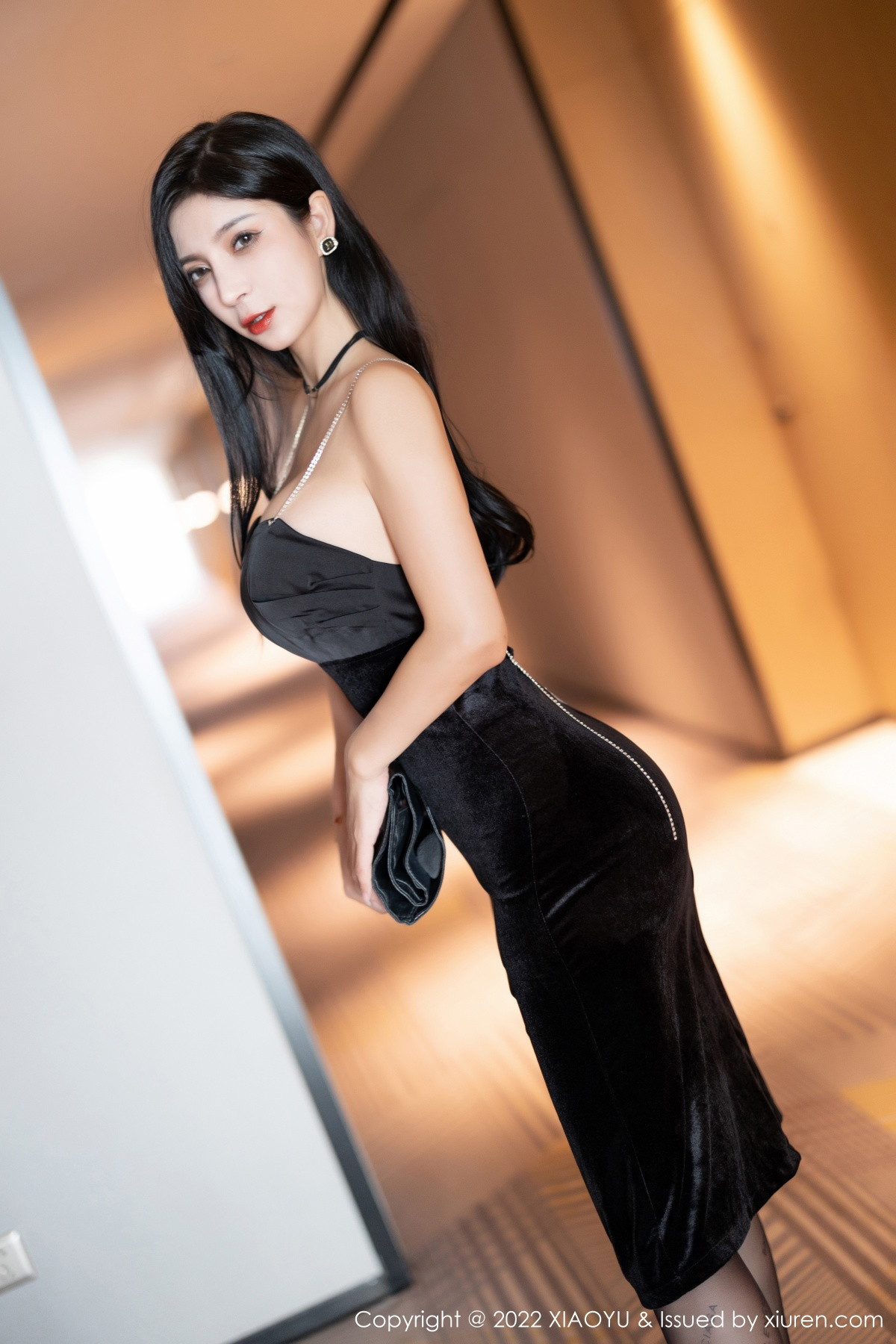 xgyw.top_[XiaoYu画语界]Vol.908_模特小蛮妖Yummy黑色露肩裙 浅色情趣蕾丝旗袍迷人诱惑写真86P