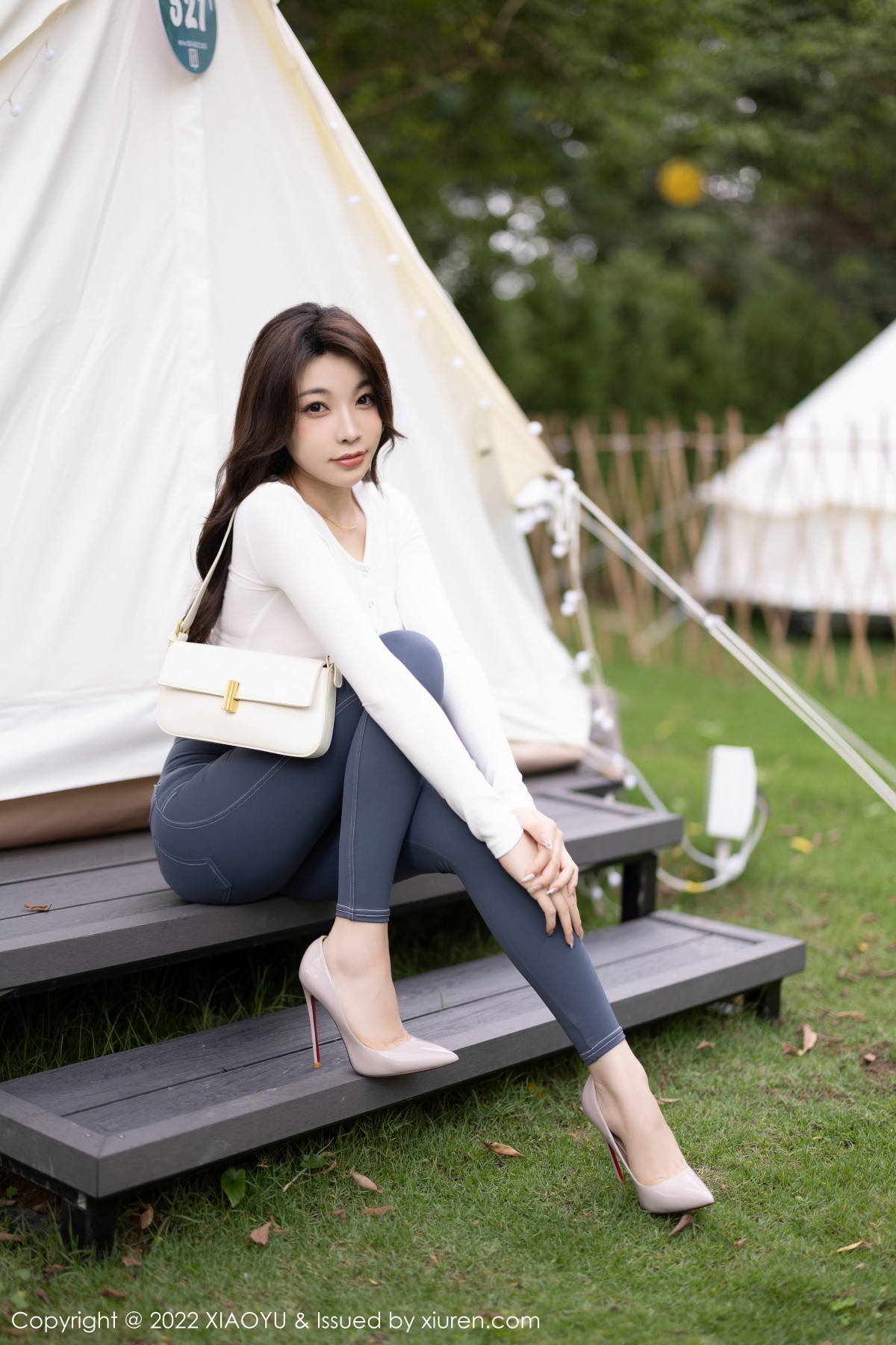 xgyw.top_[XiaoYu画语界]Vol.911_模特徐莉芝Booty白色收身衣配简约长裤 白色情趣内衣诱惑写真84P