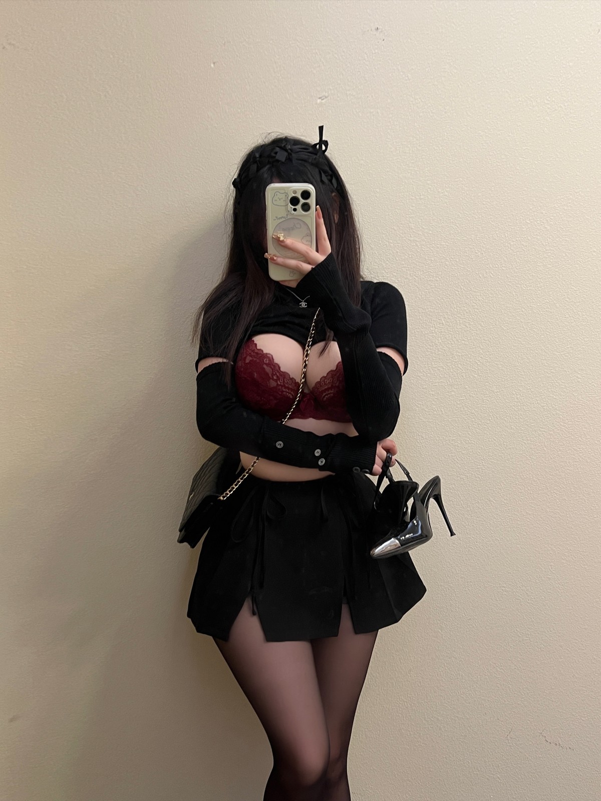xgyw.top_蜜桃少女是依酱吖丰满的一月主题私房自拍系列性感内衣秀丰满身材惹火诱惑写真60P