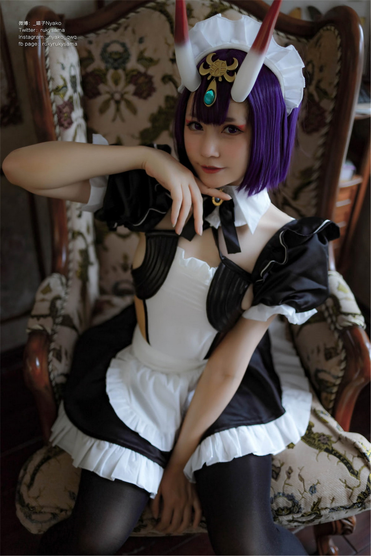 xgyw.top_网络美女Nyako喵子酒吞童子女仆主题私房性感女仆裙配黑丝吊袜秀翘臀诱惑写真42P