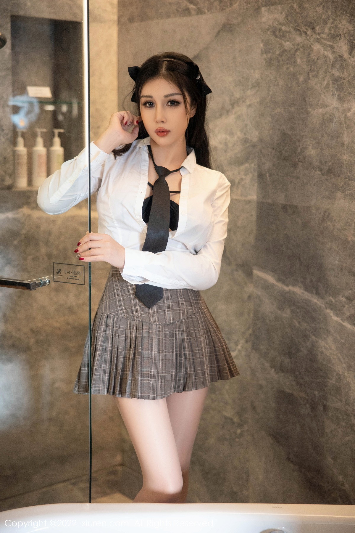 xgyw.top_XiuRen第5902期_模特田冰冰私房脱性感制服露黑色情趣内衣秀丰满身材诱惑写真79P