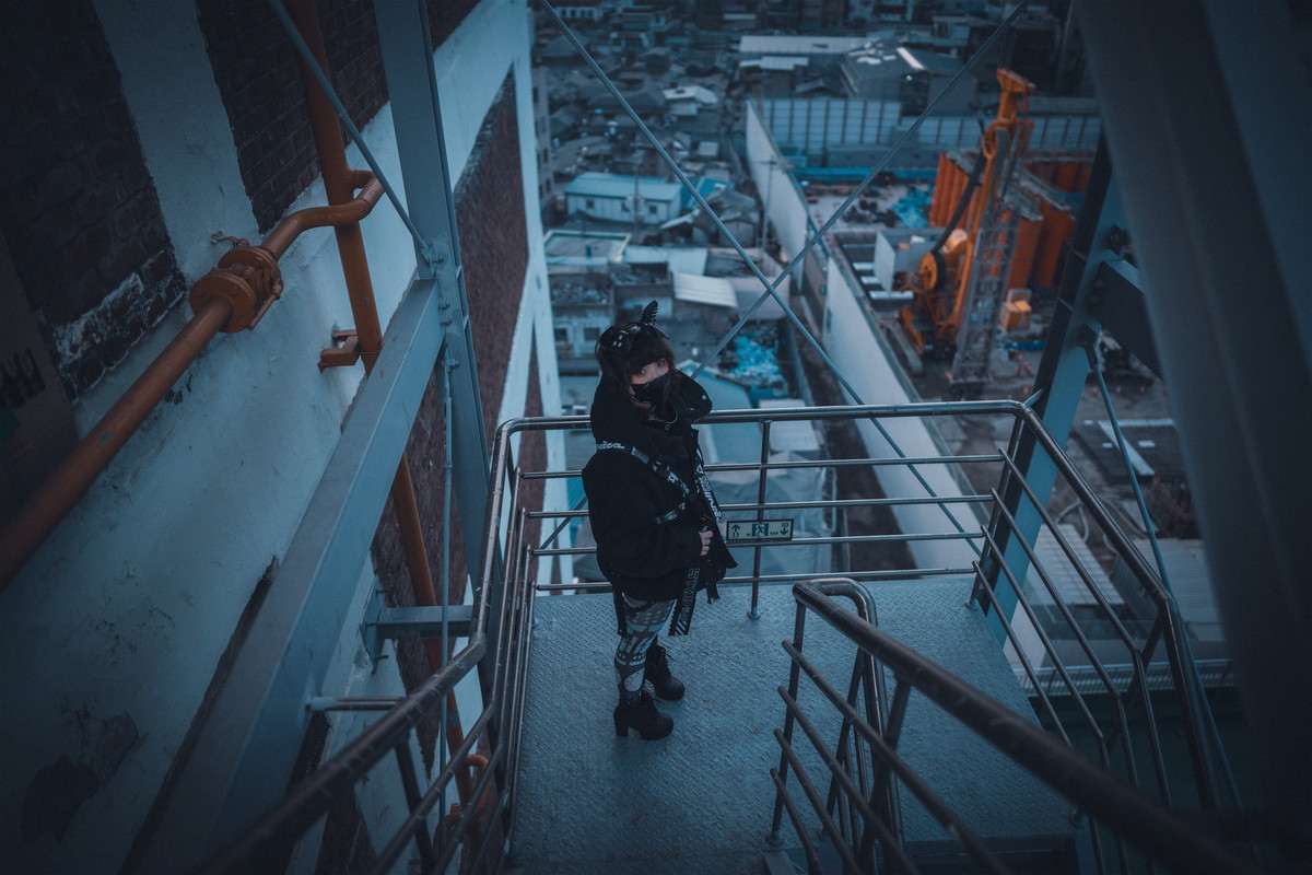 xgyw.top_[DJAWA]No.229_模特Mimmi_Rudy Codename Wolfgirl主题脱外衣露三点式内衣诱惑写真201P