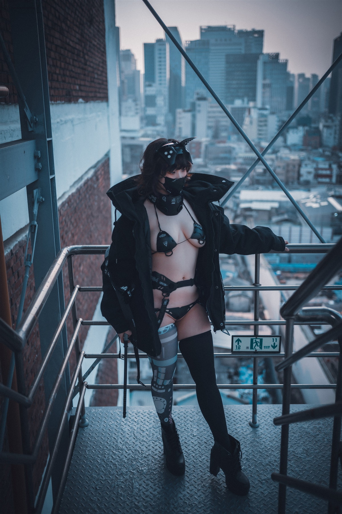 xgyw.top_[DJAWA]No.229_模特Mimmi_Rudy Codename Wolfgirl主题脱外衣露三点式内衣诱惑写真201P
