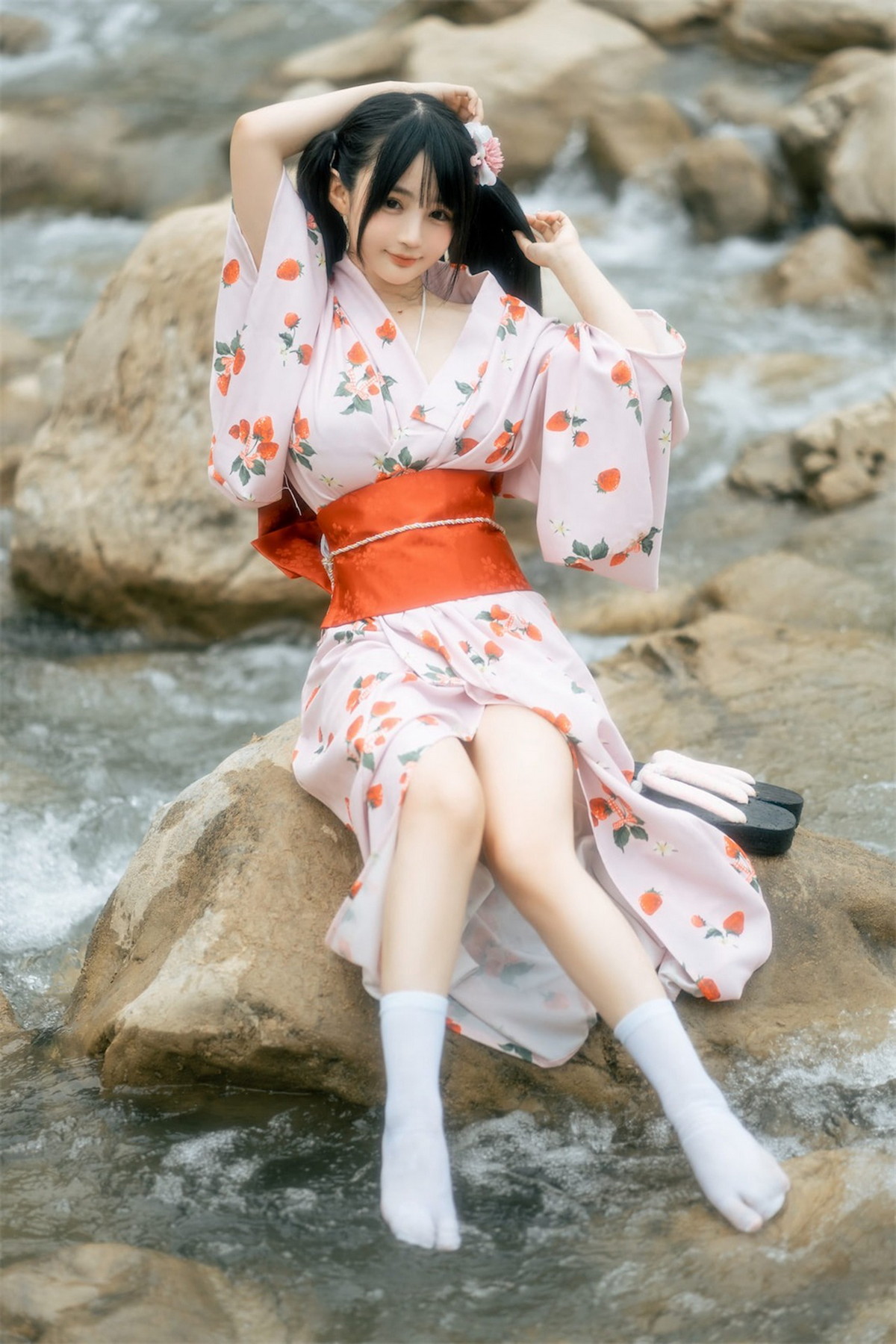xgyw.top_网络美女桜井宁宁和服浴衣主题户外半脱露性感三点式内衣秀豪乳翘臀诱惑写真76P
