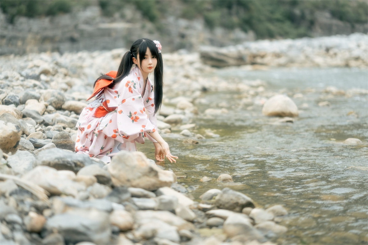 xgyw.top_网络美女桜井宁宁和服浴衣主题户外半脱露性感三点式内衣秀豪乳翘臀诱惑写真76P