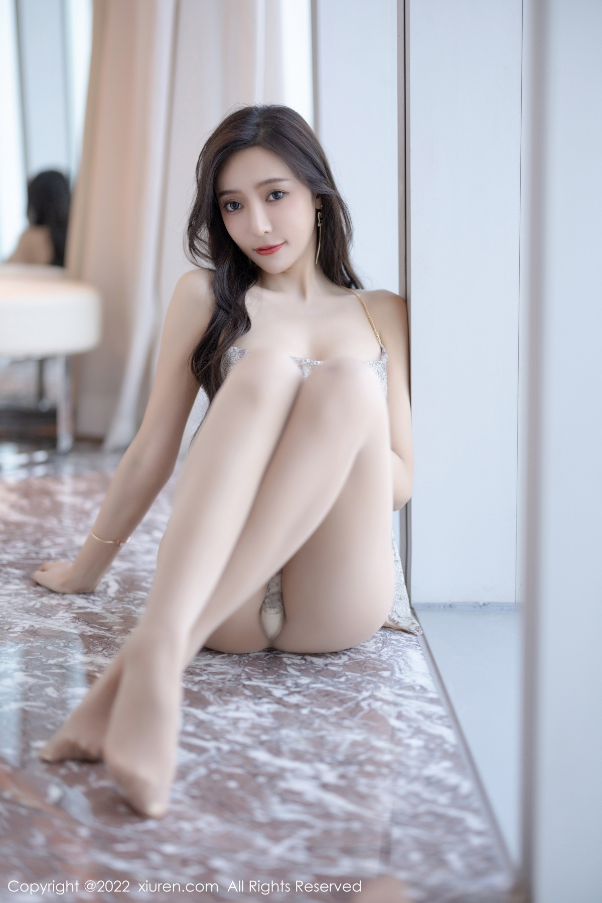 xgyw.top_XiuRen第5920期_女神王馨瑶yanni私房性感浅色吊带短装配超薄肉丝撩人诱惑写真82P