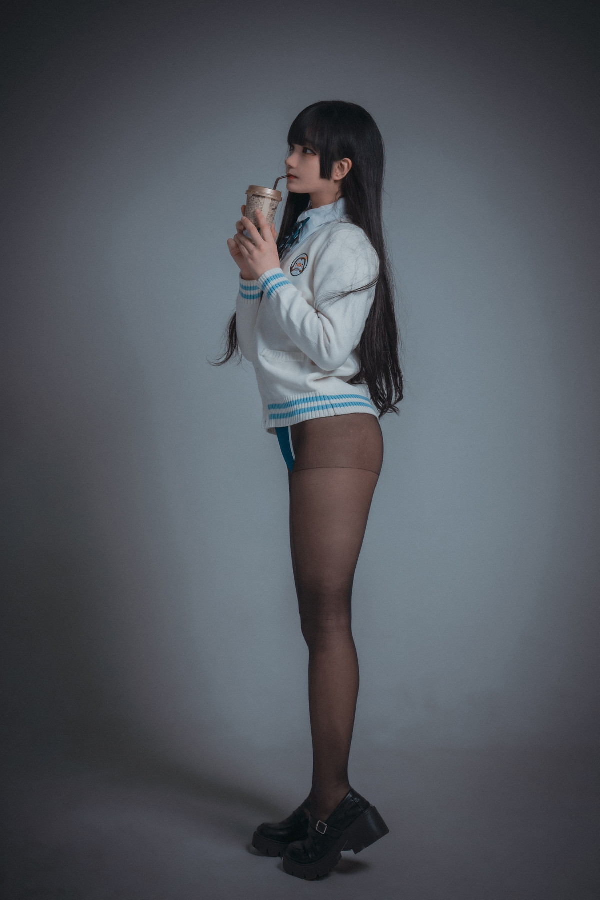 xgyw.top_[DJAWA]No.231_模特Jenny_Swimming Lesson主题性感连体泳衣配超薄黑丝诱惑写真111P
