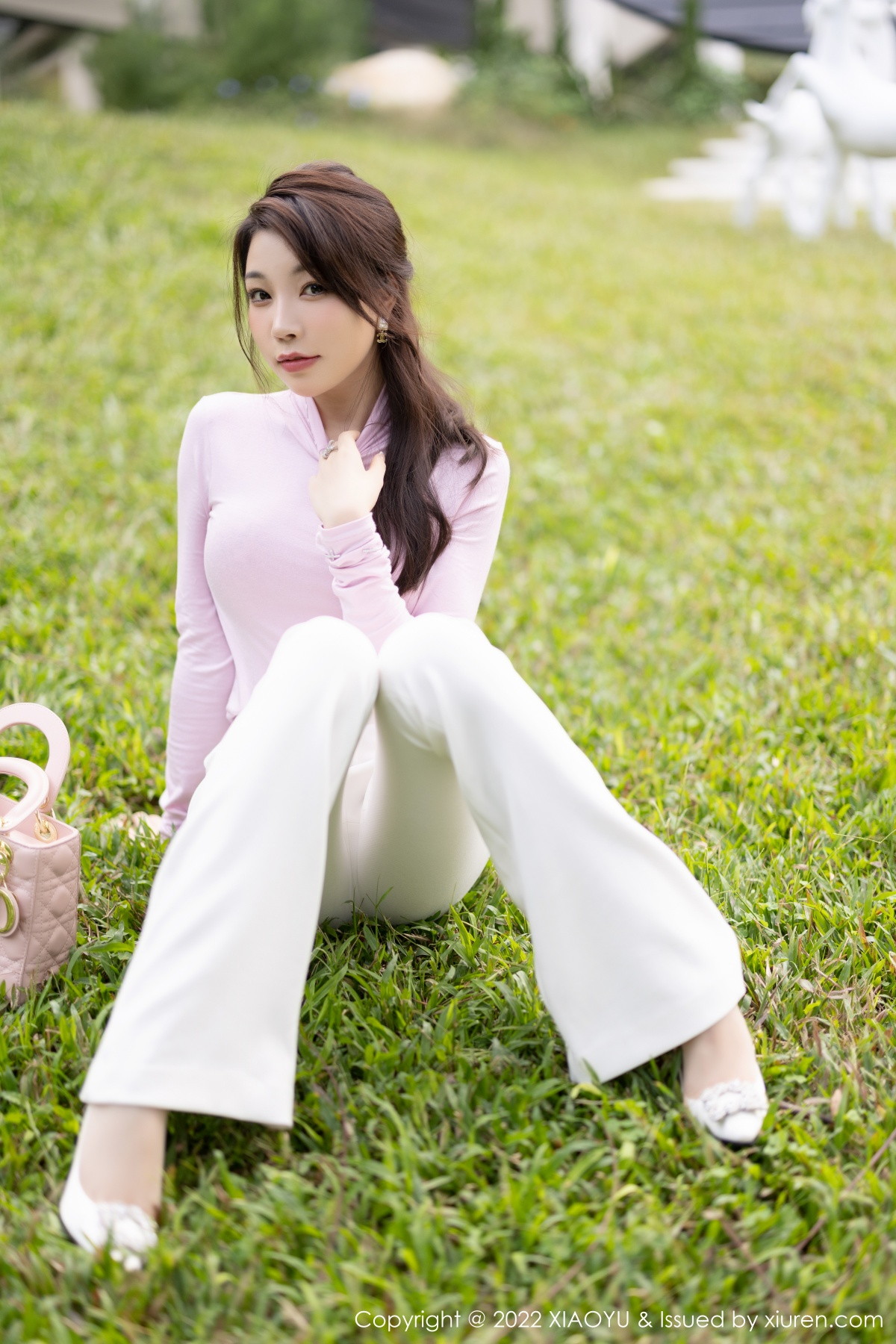 xgyw.top_[XiaoYu画语界]Vol.914_女神徐莉芝Booty浅紫色收身上衣半脱露豹纹内衣惹火诱惑写真82P