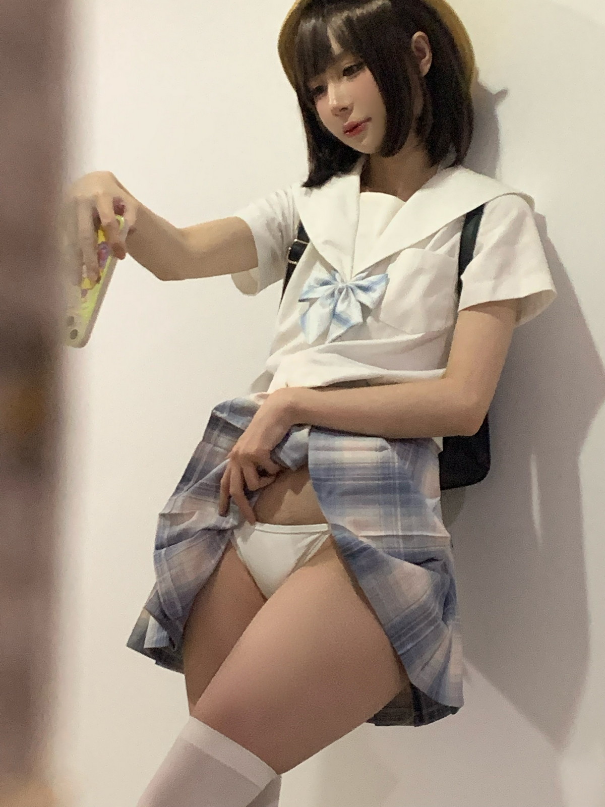 xgyw.top_网络美女西园寺南歌主人的任务主题户外性感JK制服半脱露白色皮质内衣诱惑写真40P