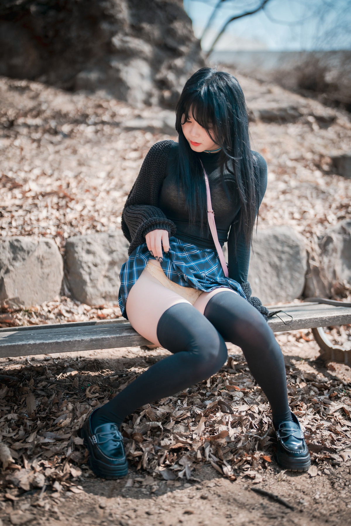 xgyw.top_[DJAWA]No.233_模特Zia_Early Spring Walk in March主题户外半撩制服秀翘臀诱惑写真141P