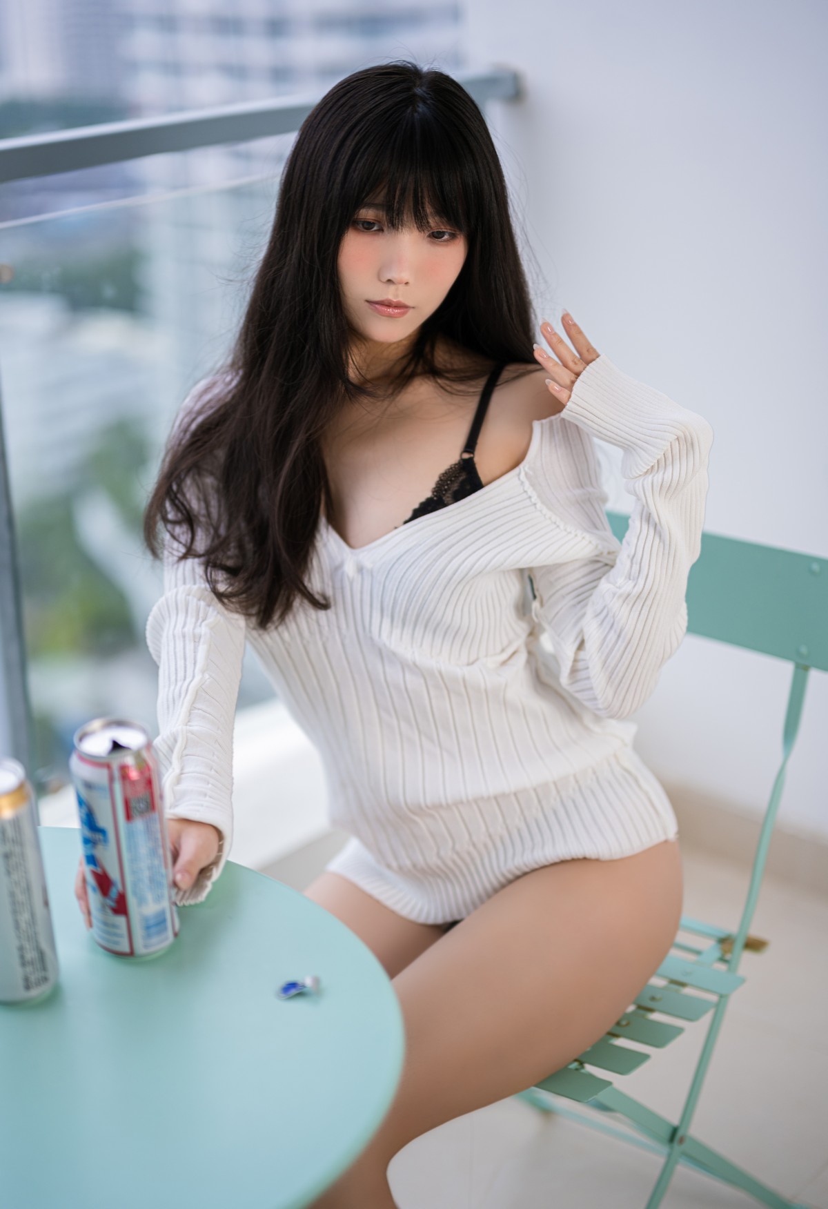 xgyw.top_网络美女汪知子醉酒主题私房性感白色针织衣半脱露黑色蕾丝内衣撩人诱惑写真36P