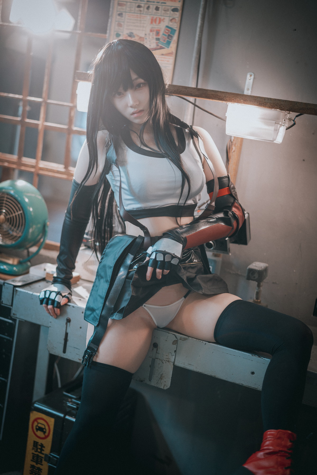xgyw.top_[DJAWA]No.232_模特Bambi_Tifa Lockhart主题户外性感黑色内衣秀完美身材诱惑写真234P