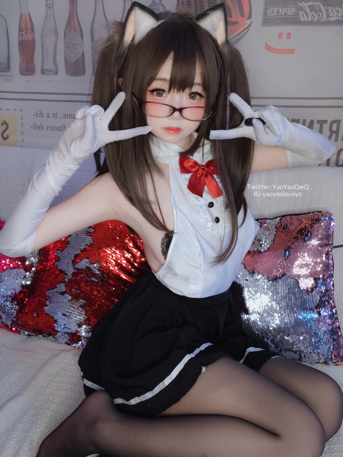 xgyw.top_网络美女软妹摇摇乐黑色紧身衣主题性感黑色短裙下超薄黑丝秀翘臀美腿诱惑写真100P