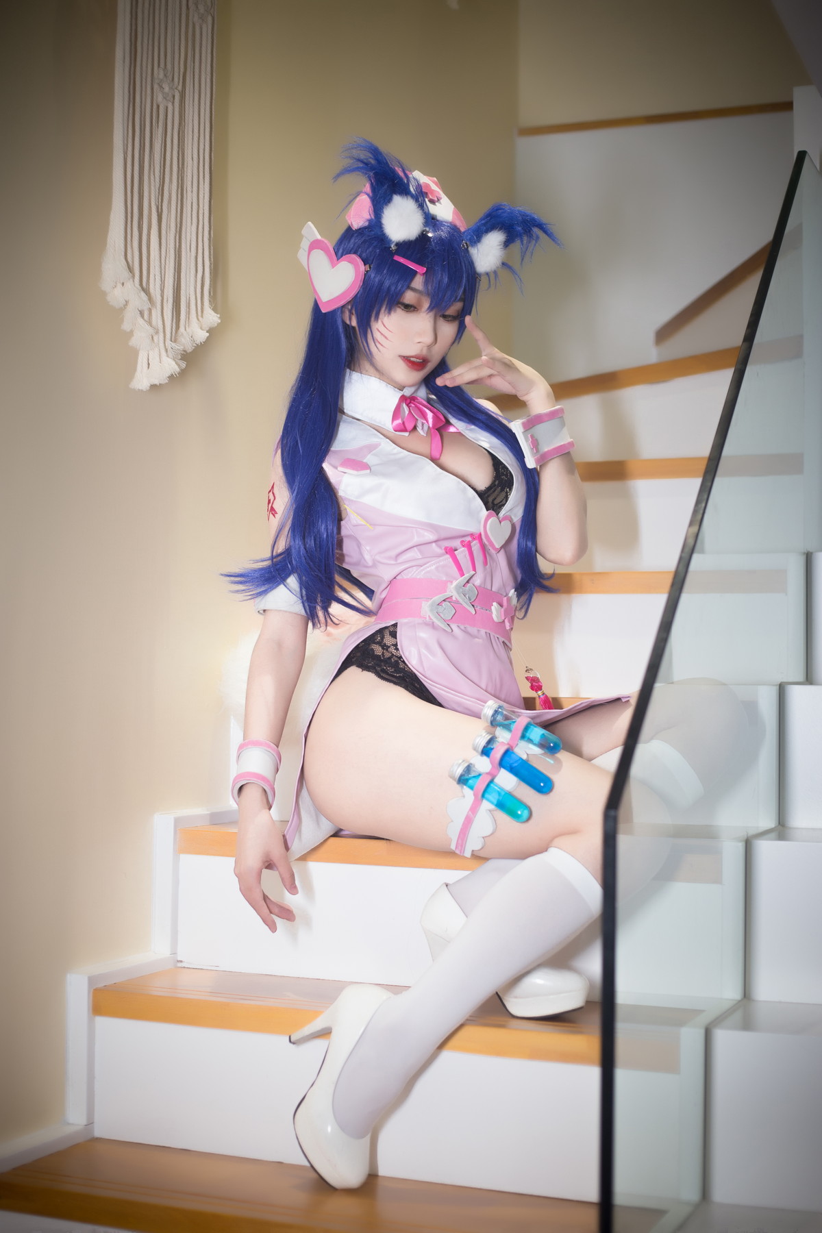 xgyw.top_Coser美女清颜真德秀阿狸护士主题性感粉红护士装半脱露黑色蕾丝内衣诱惑写真30P