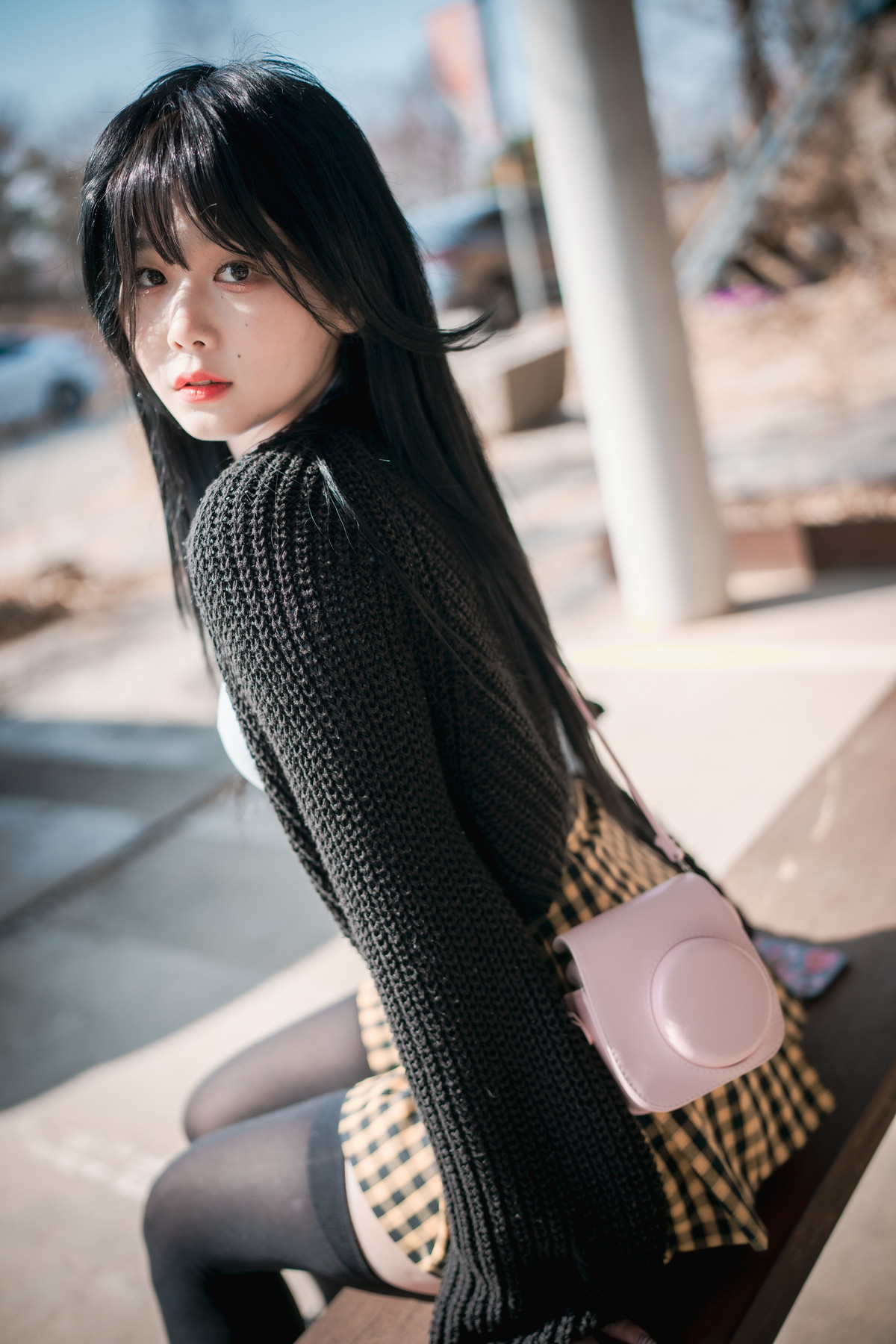 xgyw.top_[DJAWA]No.233_模特Zia_Early Spring Walk in March主题户外半撩制服秀翘臀诱惑写真141P