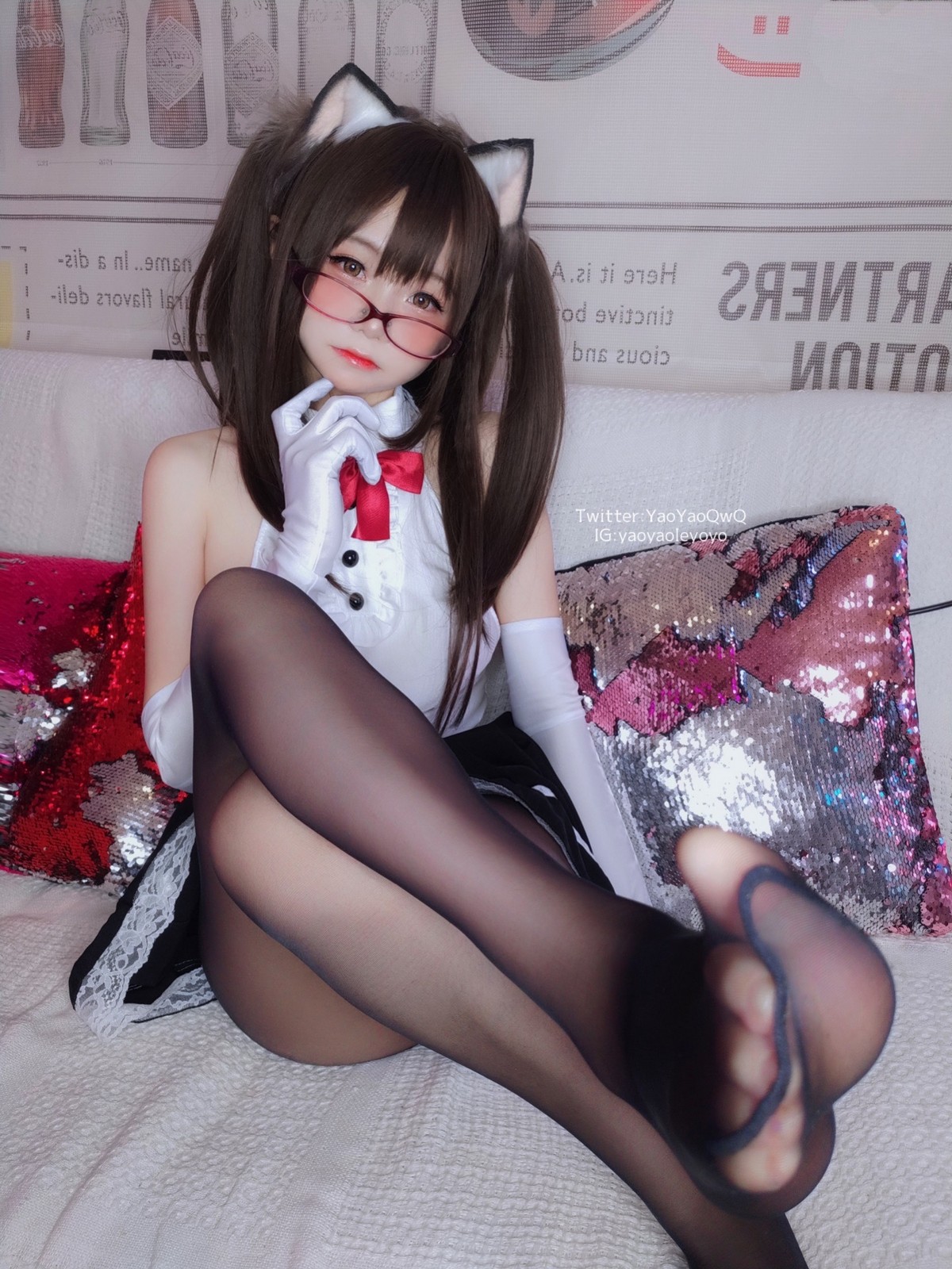 xgyw.top_网络美女软妹摇摇乐黑色紧身衣主题性感黑色短裙下超薄黑丝秀翘臀美腿诱惑写真100P