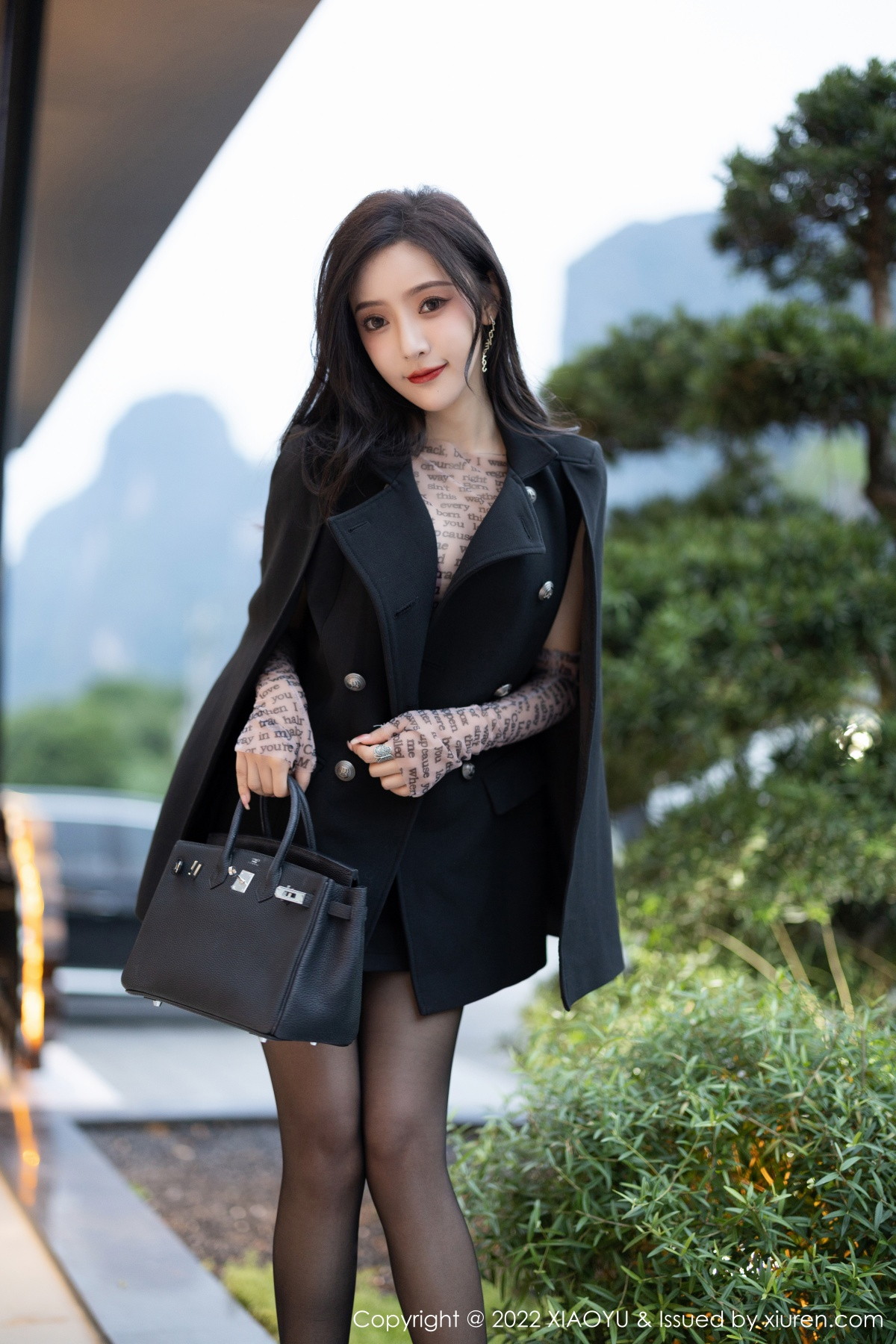 xgyw.top_[XiaoYu画语界]Vol.916_女神王馨瑶yanni半脱露轻透服饰配超薄黑丝秀惹火身材诱惑写真93P