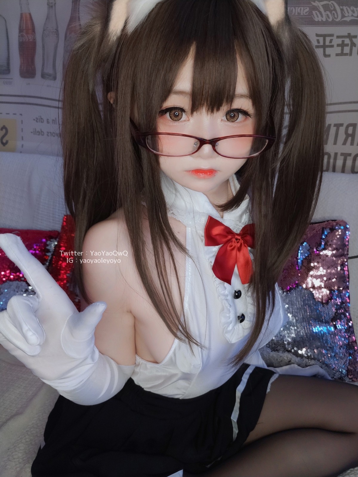xgyw.top_网络美女软妹摇摇乐黑色紧身衣主题性感黑色短裙下超薄黑丝秀翘臀美腿诱惑写真100P