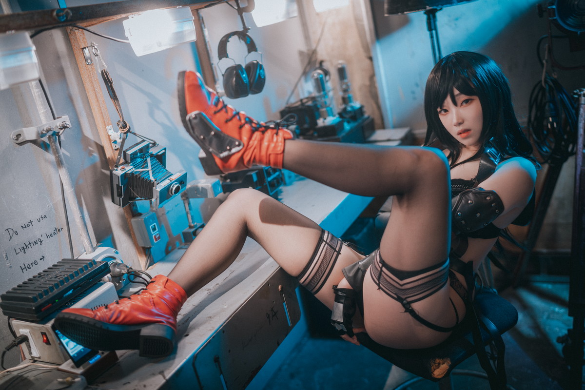 xgyw.top_[DJAWA]No.232_模特Bambi_Tifa Lockhart主题户外性感黑色内衣秀完美身材诱惑写真234P