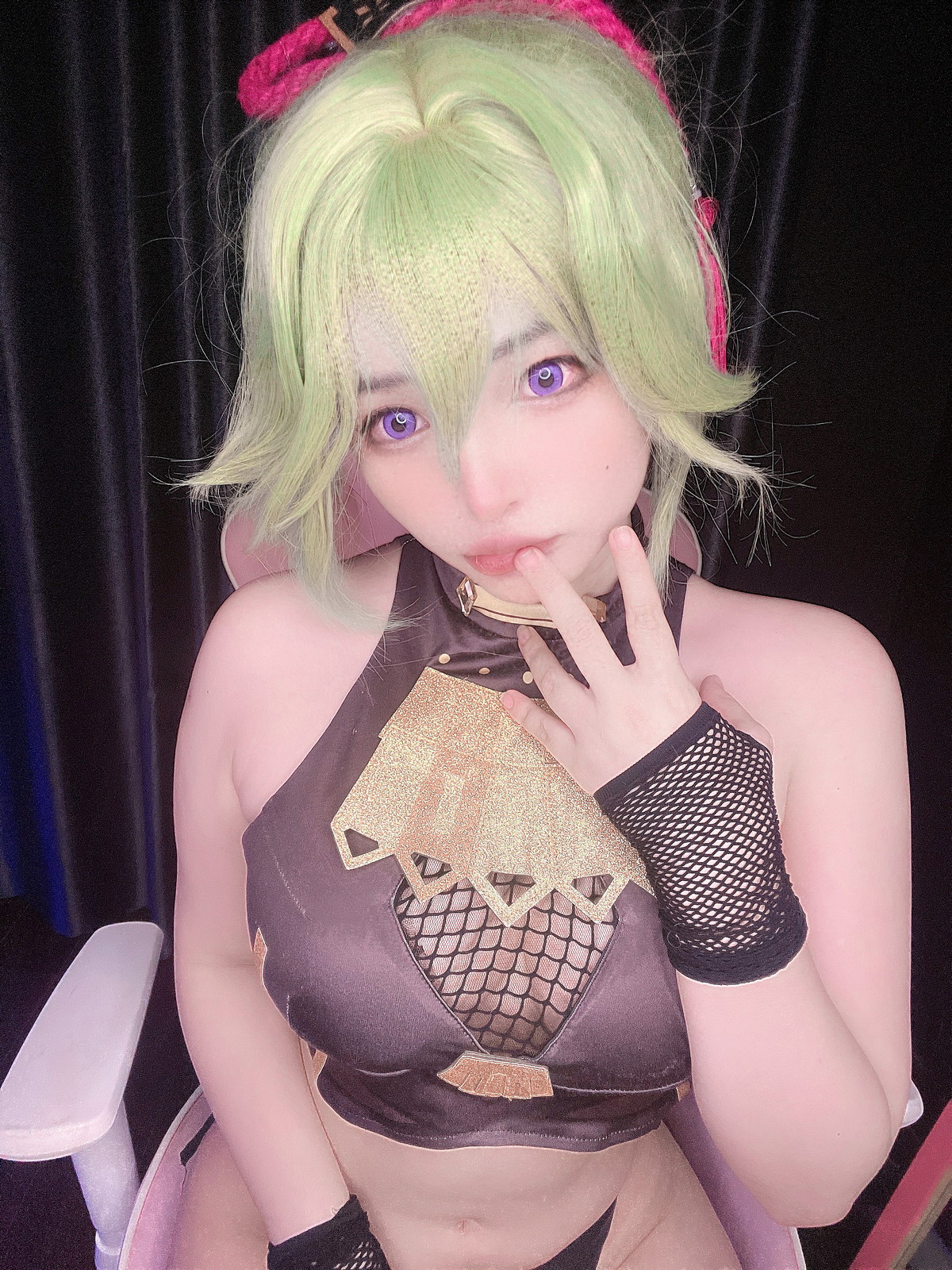 xgyw.top_越南萌妹纸MiMiChan-Kuki Shinobu主题性感薄纱服饰半脱秀完美身材诱惑写真39P