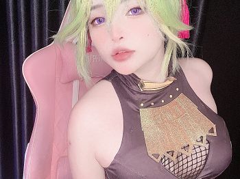 越南萌妹纸MiMiChan-Kuki Shinobu主题性感薄纱服饰半脱秀完美身材骚扰写真39P