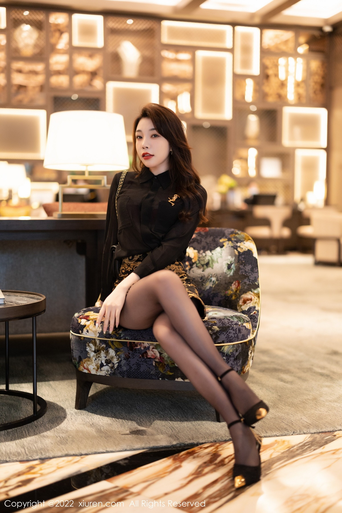 xgyw.top_XiuRen第5953期_女神徐莉芝Booty黑色轻透上衣配黑短裙露红色蕾丝内衣诱惑写真83P