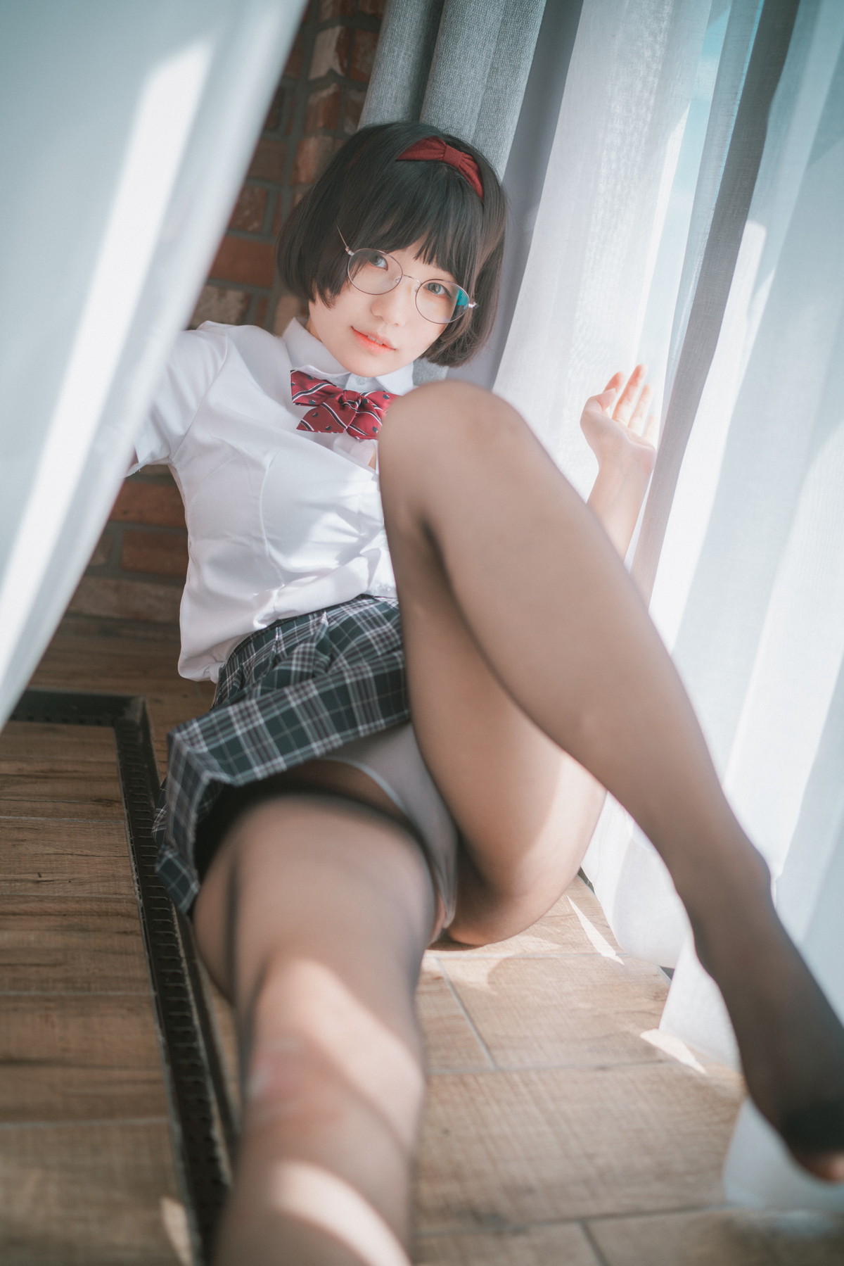 xgyw.top_[DJAWA]No.235_模特Mimmi_Model Student主题私房床上学生制服露翘臀美腿诱惑写真46P