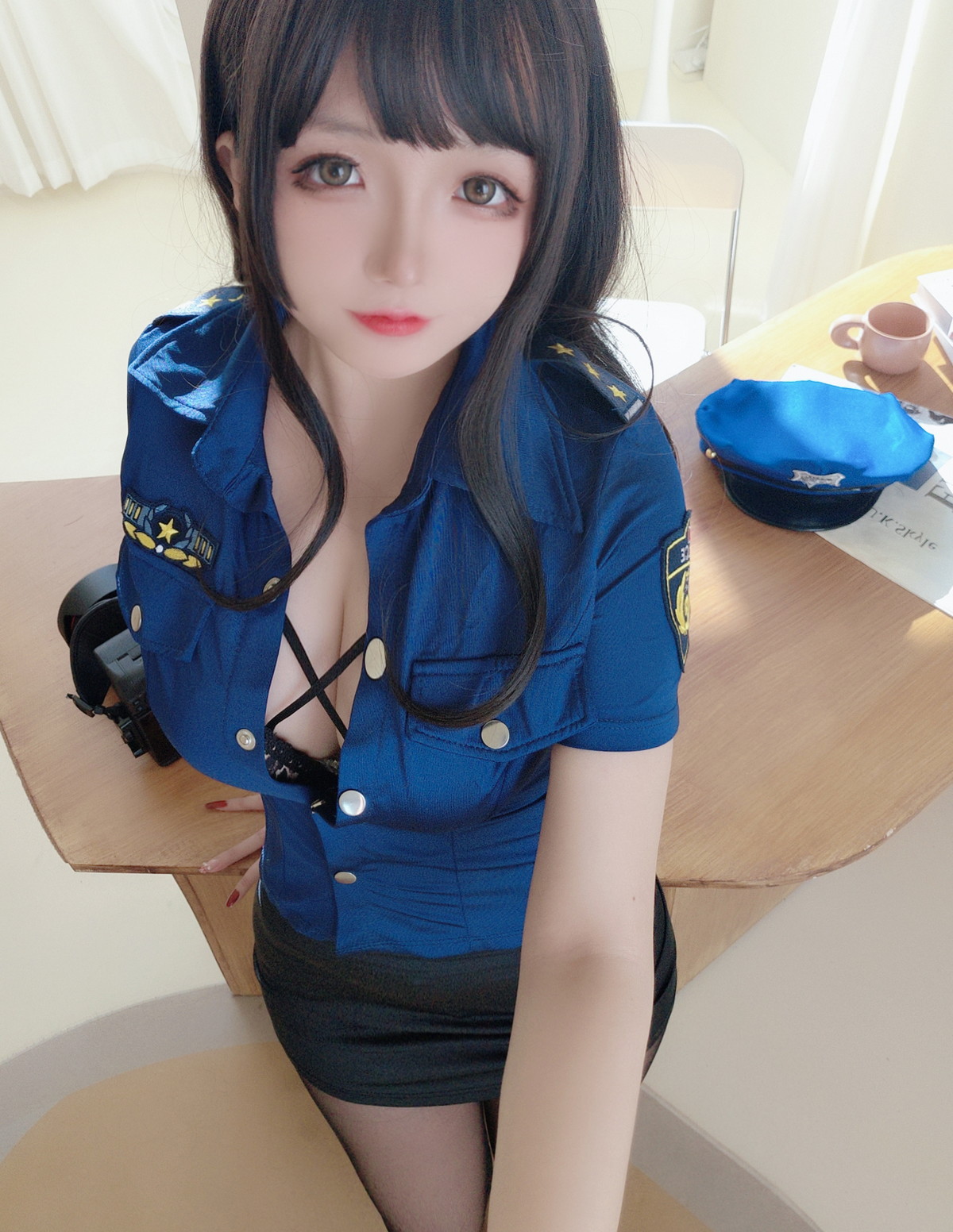 xgyw.top_Cosplay美女日奈娇豹纹女警主题蓝上衣配黑短裙半脱露豹纹内衣丰满诱惑写真109P
