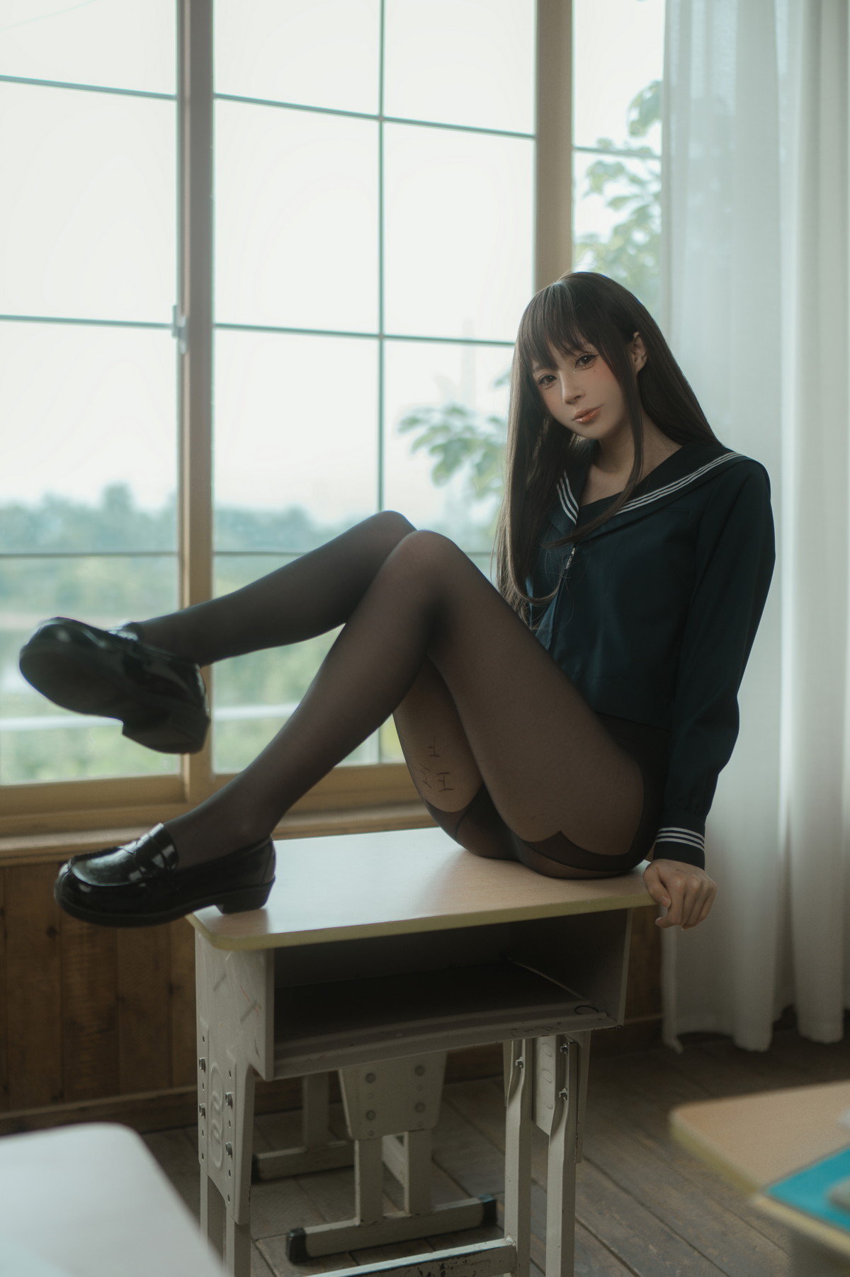 xgyw.top_网络美女西园寺南歌与班长的游戏主题教室里性感制服露黑色蕾丝内衣诱惑写真137P