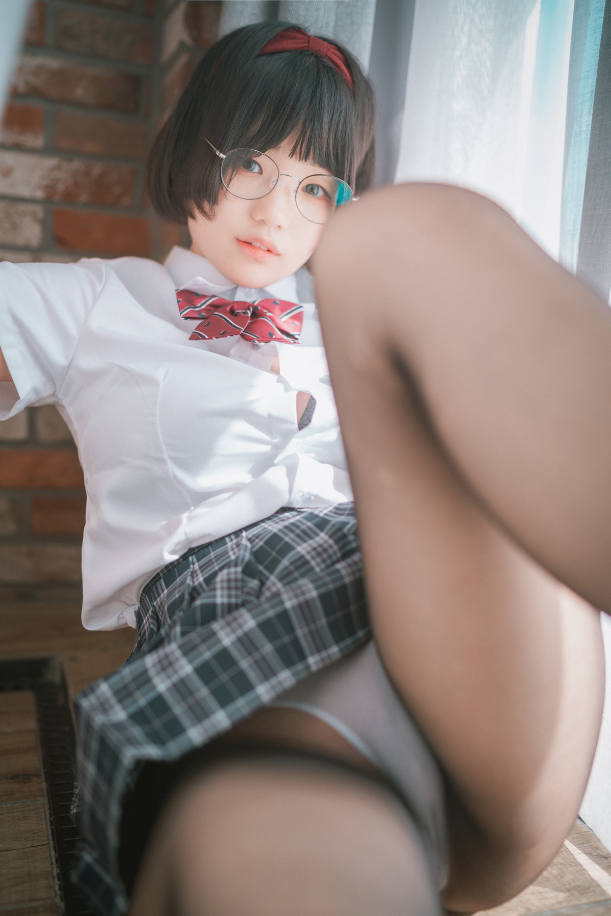xgyw.top_[DJAWA]No.235_模特Mimmi_Model Student主题私房床上学生制服露翘臀美腿诱惑写真46P