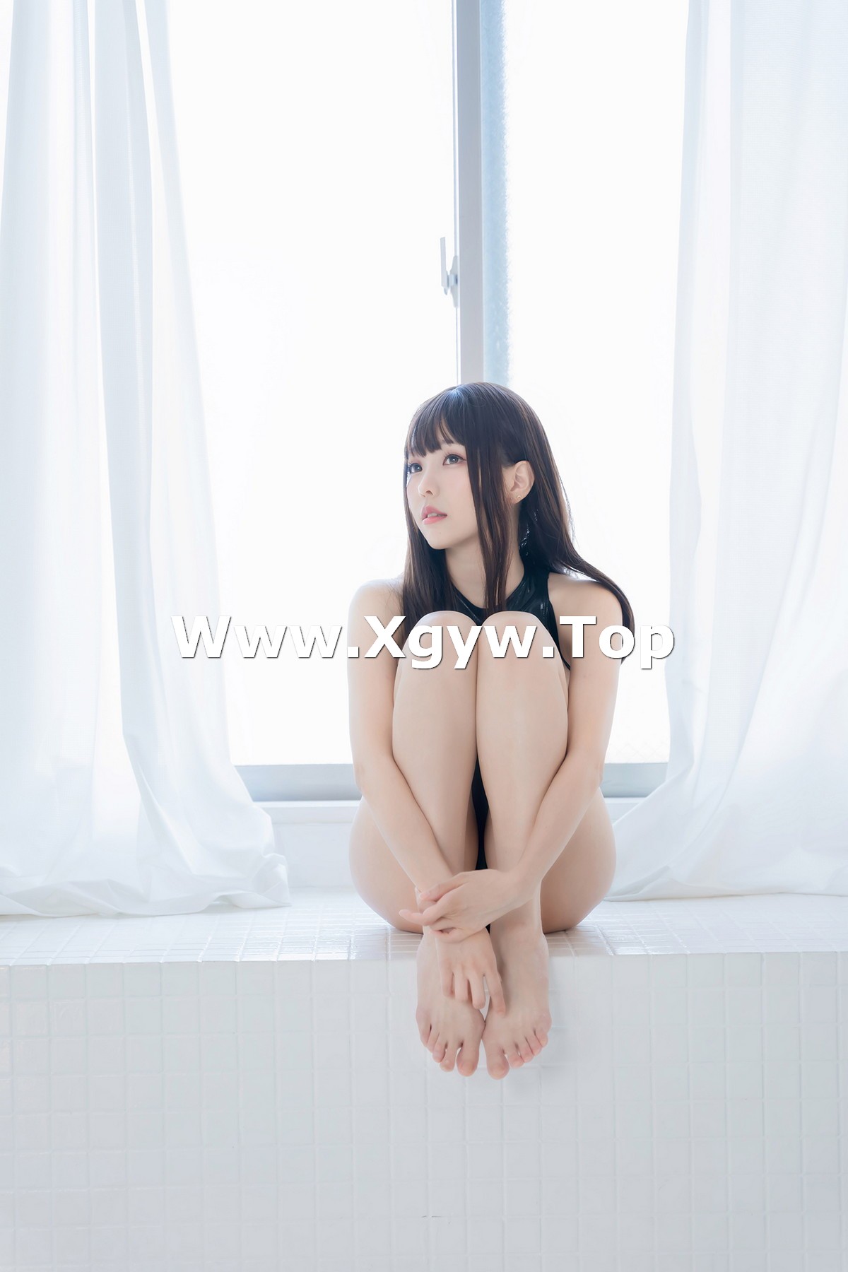 xgyw.top_Coser妹子Ely_eee竞泳水手服主题泳池黑色皮质连体泳衣秀完美身材诱惑写真73P