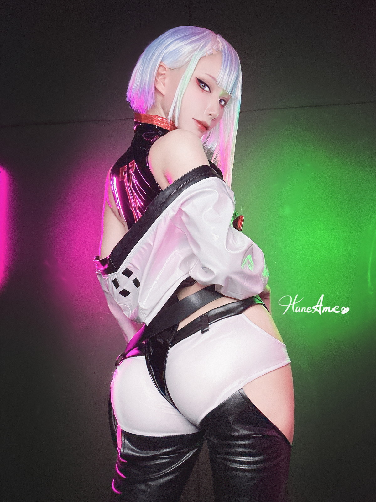 xgyw.top_Coser美女雨波_HaneAme-Cyberpunk Lucy主题私房浴缸黑色三点式内衣诱惑写真35P
